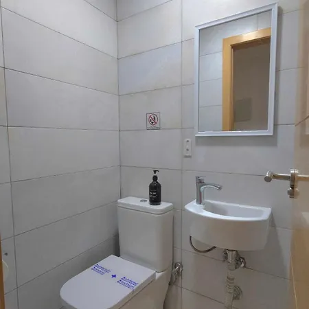 Appartamento Suncastle -with Share Rooftop Terrace And Barbecue *