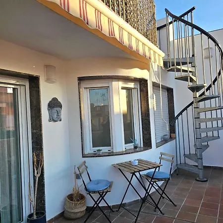 Suncastle -with Sunny Rooftop Terrace And Barbecue