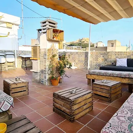 Suncastle -with Sunny Rooftop Terrace And Barbecue Apartment *